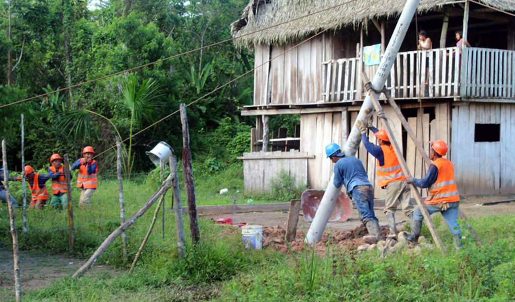 Japón financia obra de electrificación en comunidades rurales de Loreto