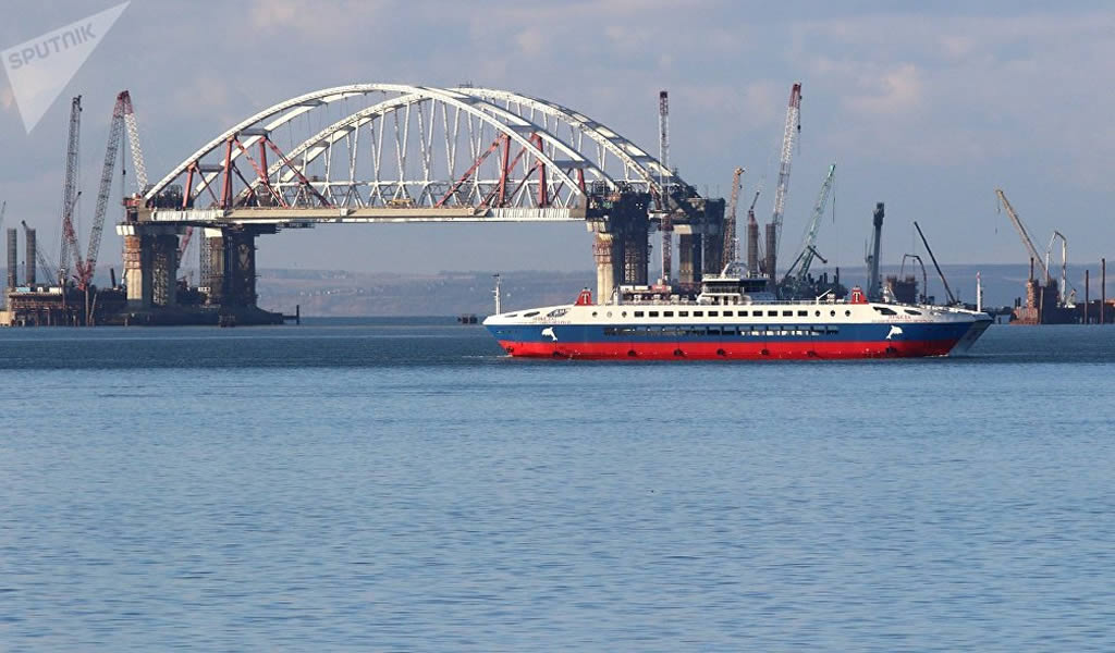Presentan en Ucrania un nuevo plan para detener la construcción del puente de Crimea