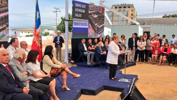 Chile: Bachelet anuncia construcción de Puerto de Gran Escala