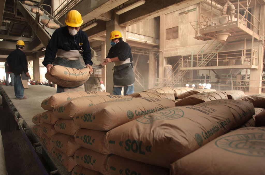 Consumo interno de cemento creció 6.55% en enero 2018 y sumó 8 meses de expansión