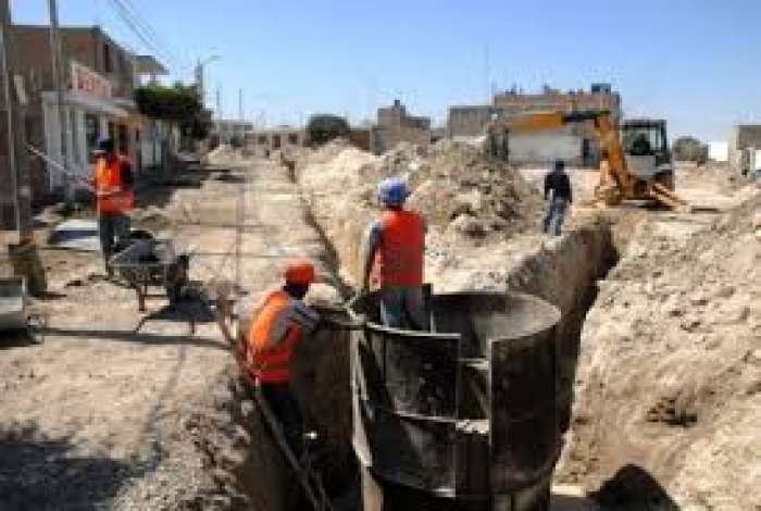 Obras de agua y alcantarillado en Huanchaco culminarian en junio