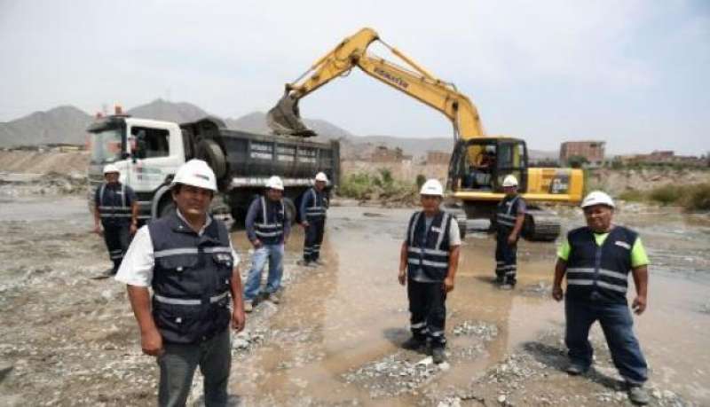 Gobierno transfirió S/6,000 millones para obras al interior del país