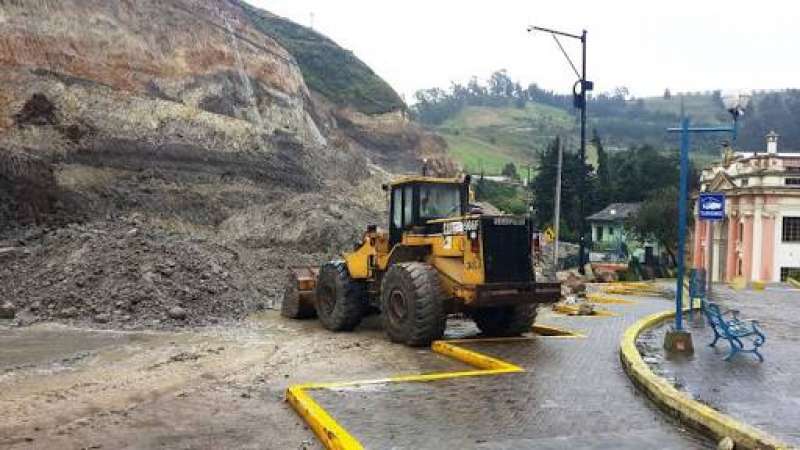 China promoverá más cooperación con Perú en obras de infraestructura