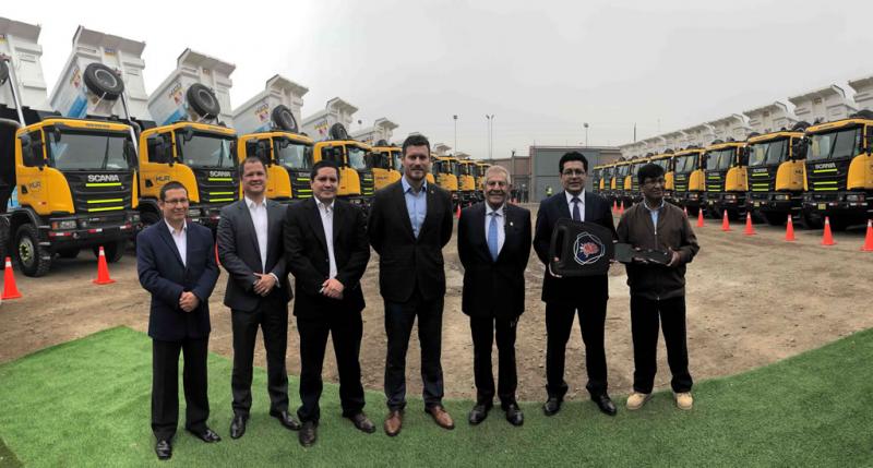 Scania del Perú realizó la mayor entrega de unidades Scania Heavy Tipper a nivel mundial