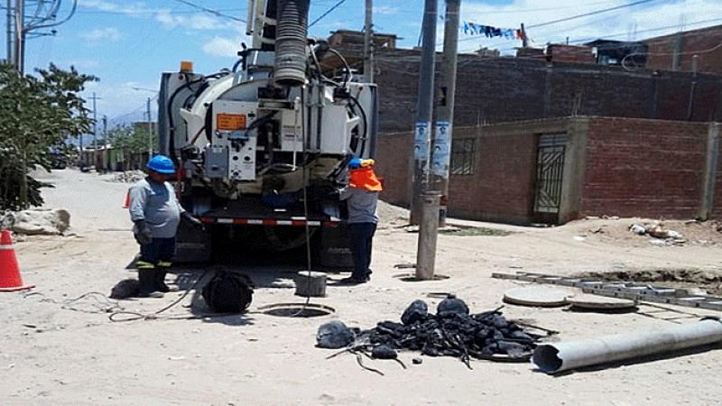 Concluye limpieza de redes de desagüe en Olmos