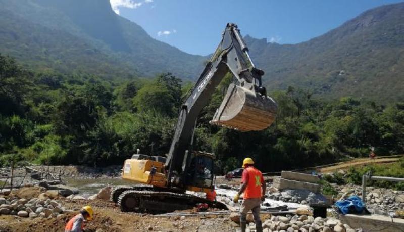 Obras de reconstrucción deberán incluir medidas para mitigar el daño ambiental