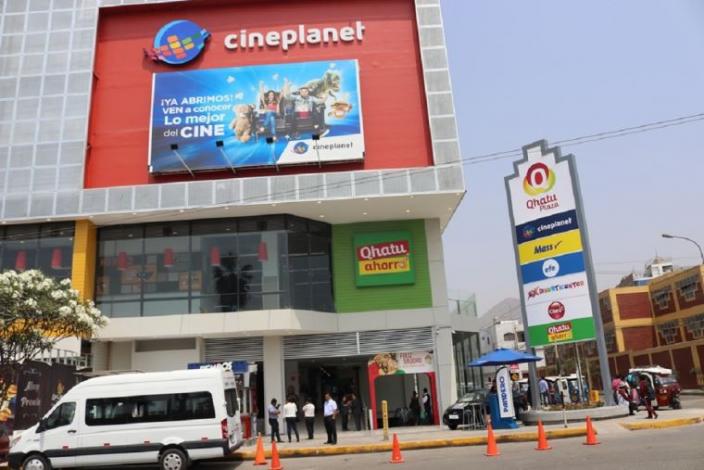 Inauguran el primer mall por conveniencia en el país