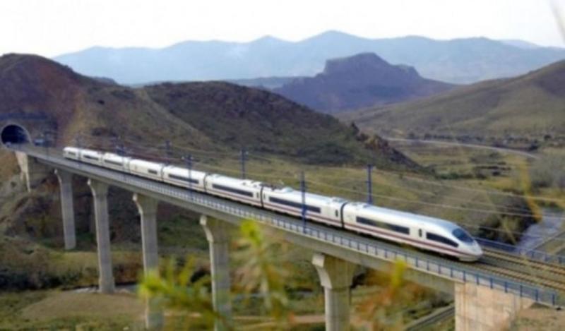 Tren ecológico: proyecto de Ucayali al Acre cogerá velocidad con mesas de trabajo