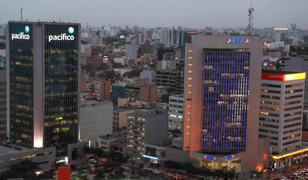 Economía peruana se acelerará y crecerá 3% en 2020 y 3.5% en 2021