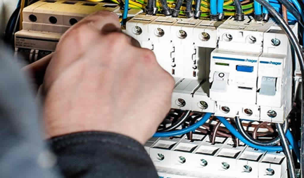Consejos para reconocer interruptores temomagnéticos y diferenciales de calidad