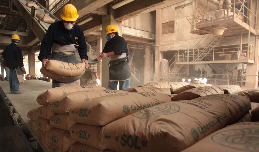Consumo interno de cemento creció 3.99% en febrero último