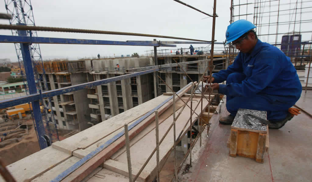 Demora en aprobación de protocolos impide al sector construcción reinicio de actividades