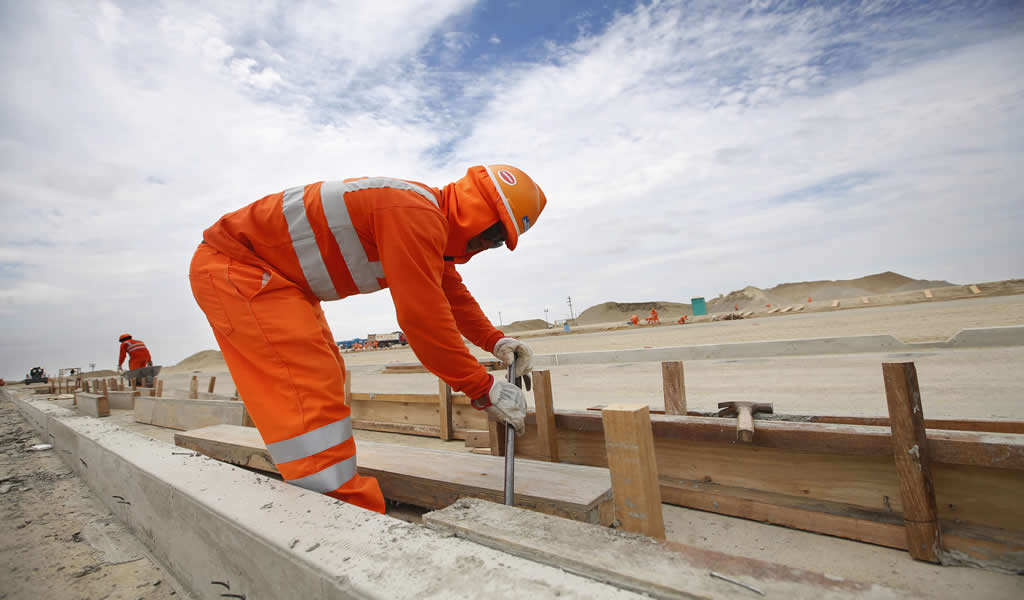 Más de 95,000 trabajadores de construcción retornarán a sus labores en los próximos días