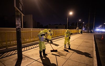 Municipalidad de Lima desinfectó paraderos y puentes en Av. Circunvalación