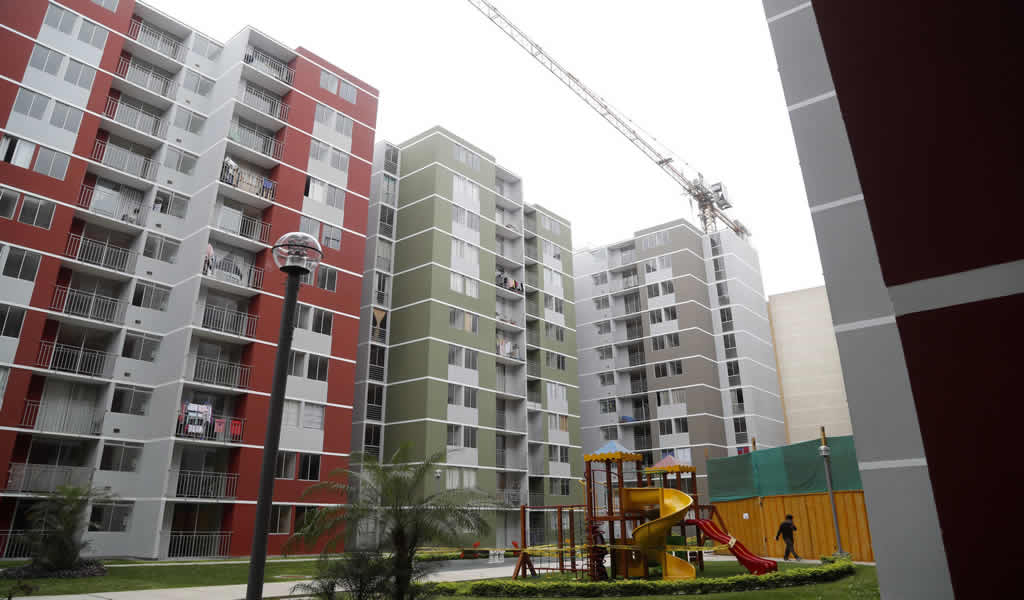 Gobierno evalúa extender facilidades para comprar viviendas hasta el 2021