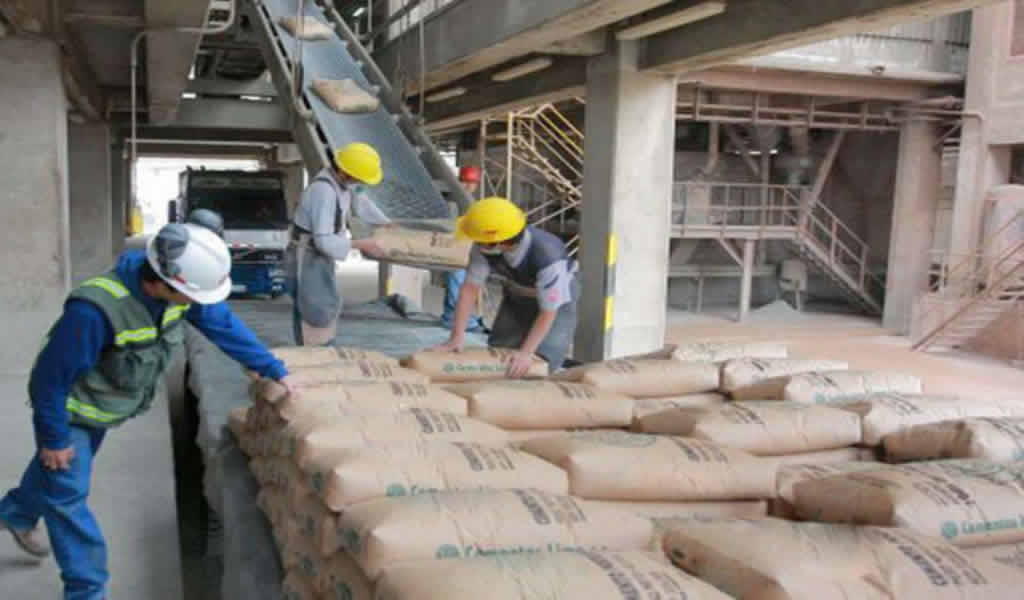 Consumo interno de cemento se expandió 11.32% en octubre