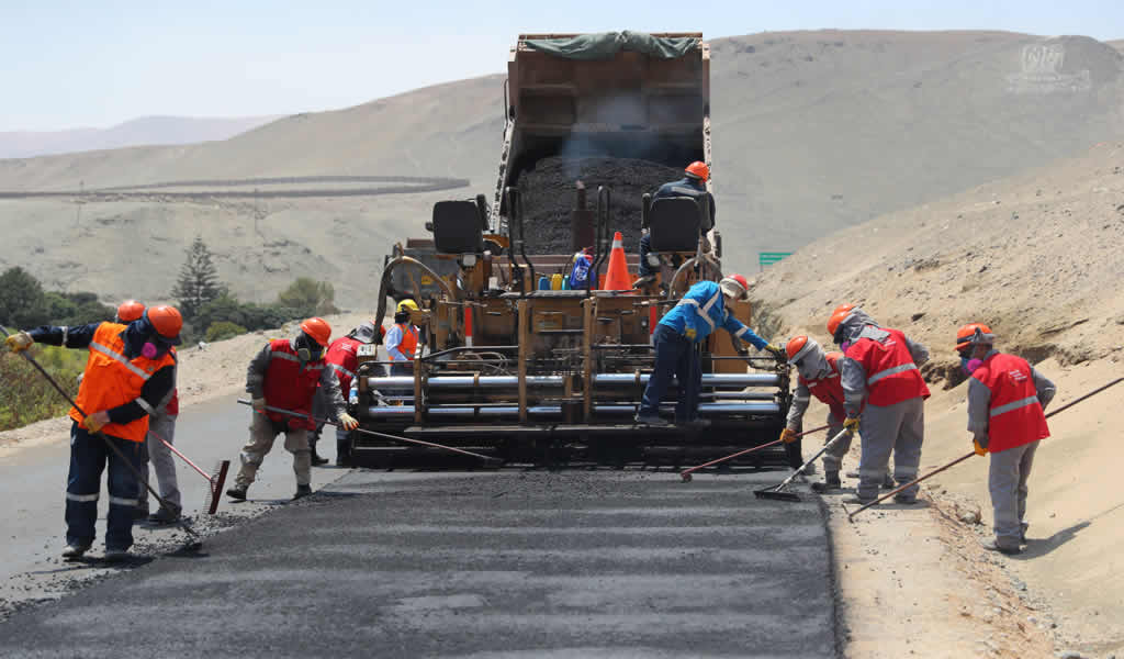 MTC inició el asfaltado de la carretera Santiago de Chuco-Mollepata en La Libertad