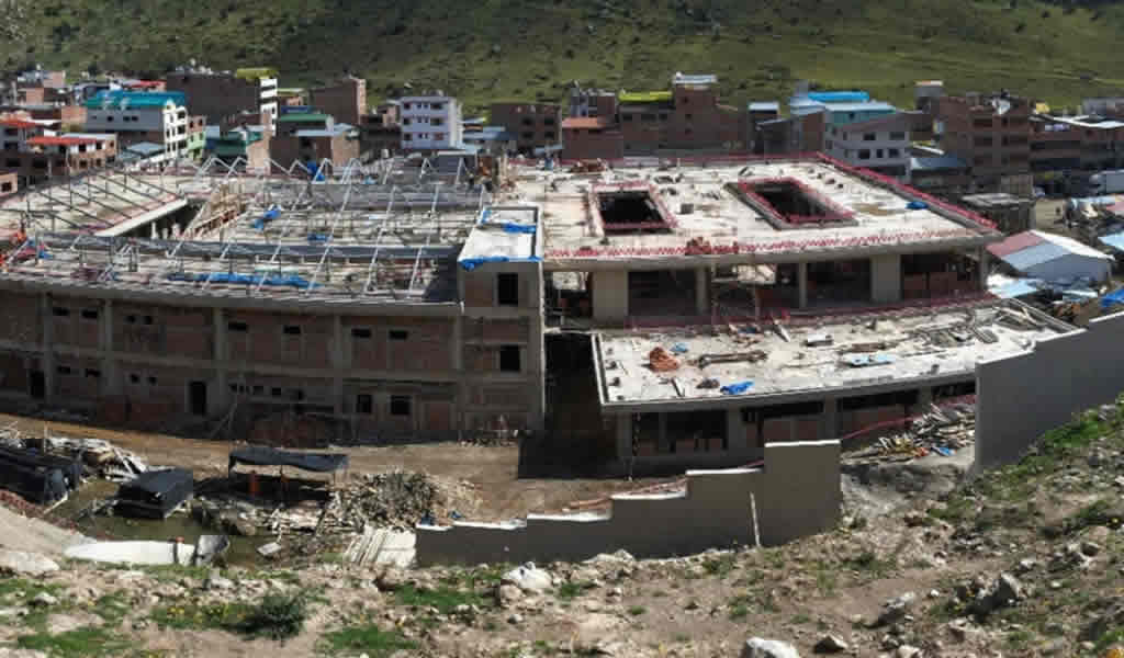 Apurímac: construcción de centros de salud Challhuahuacho y Haquira tiene un avance de 70%