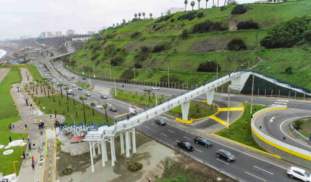 Municipalidad de Lima entrega puente peatonales en la Costa Verde