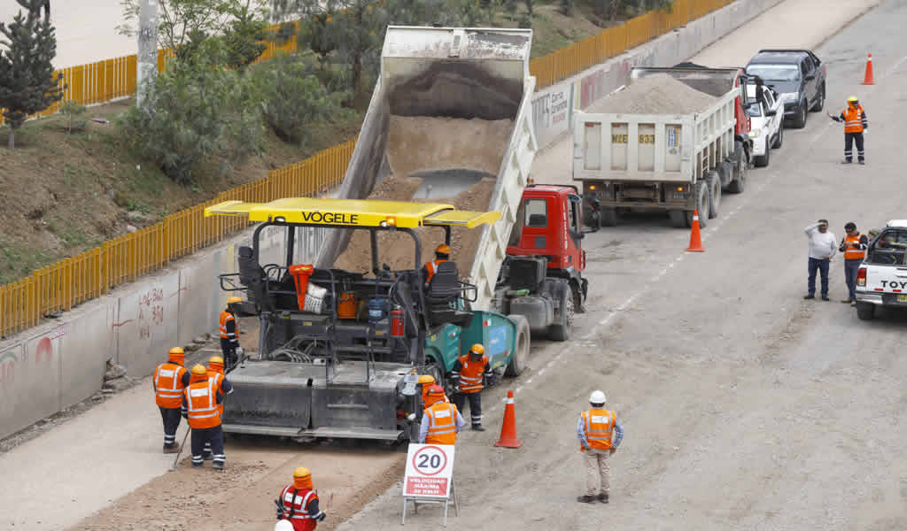 Gobierno transfiere más de S/ 105 millones para obras de infraestructura vial