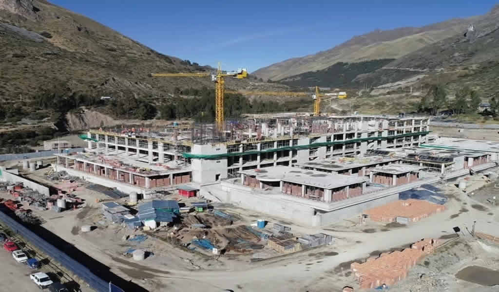 Destacan avances en construcción del futuro hospital regional de Huancavelica