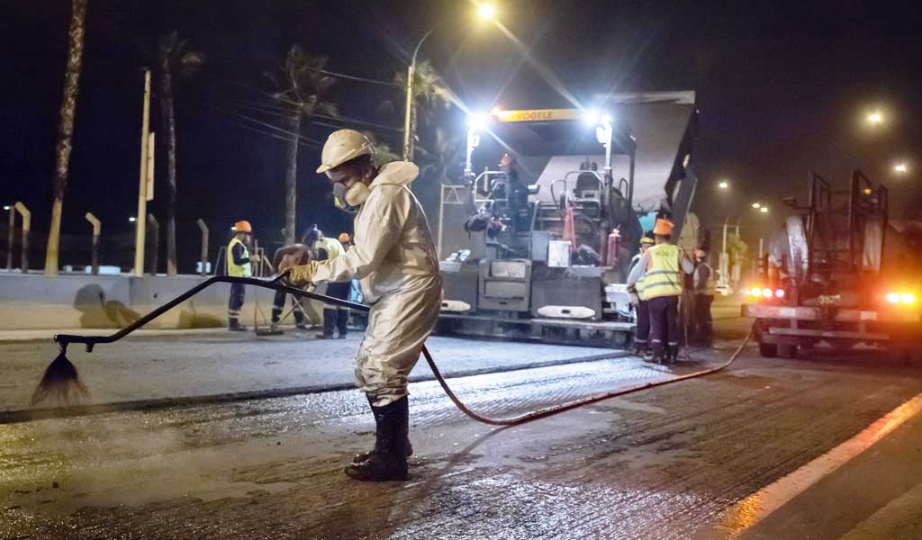 Municipalidad de Lima ejecuta trabajos de reparación de pistas en la vía Costa Verde