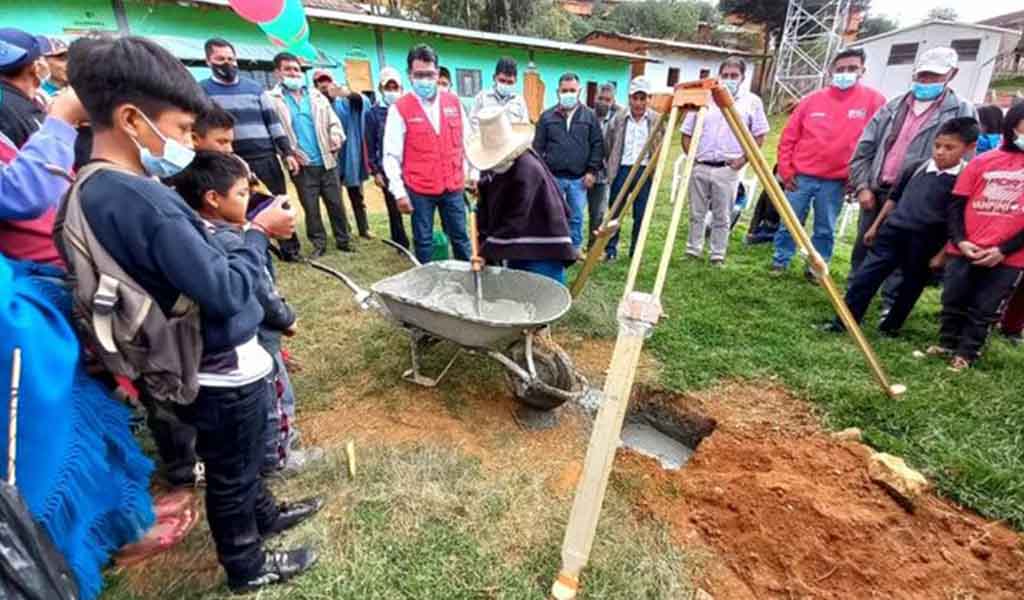 Ministerio de Vivienda inicia obras de agua y saneamiento rural en el distrito de Huarmaca en Piura