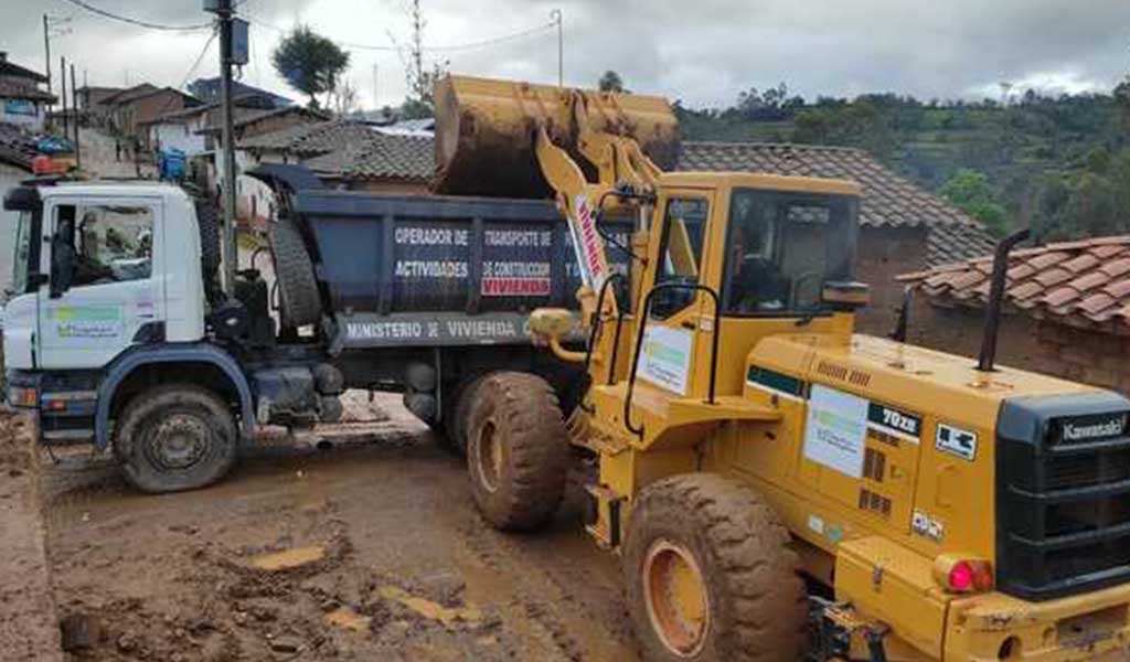 Ministerio de Vivienda realiza trabajos de remoción de escombros en La Jalca
