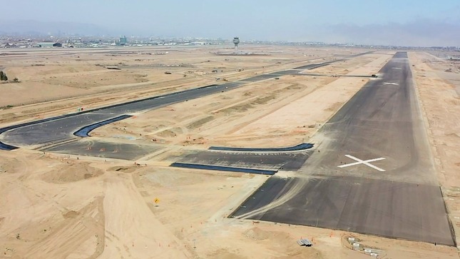Segunda pista de aterrizaje y torre de control del Aeropuerto Jorge Chávez presentan 95 % de avance