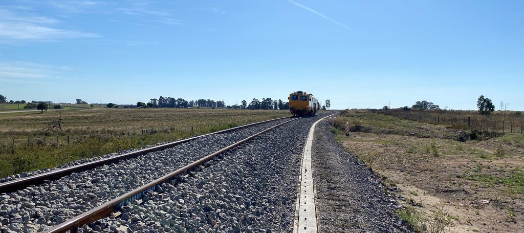 Uruguay: ferrocarril Central alcanza el 80% de ejecución