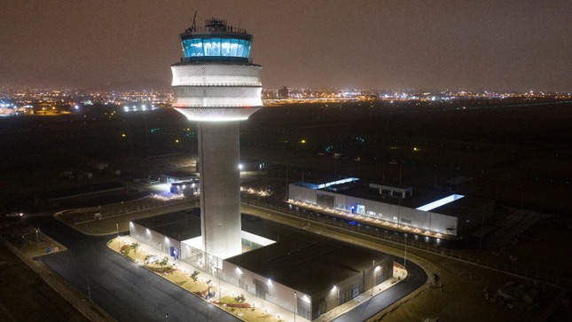 Culminaron las obras civiles de la nueva torre de control y segunda pista de aterrizaje del Jorge Chávez