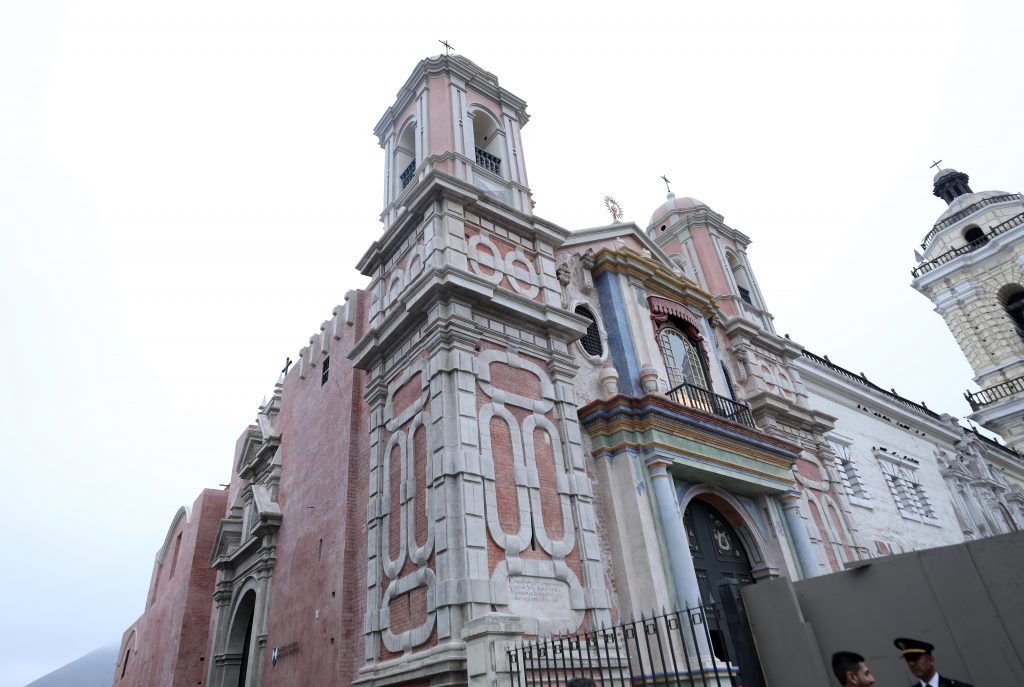 Municipalidad de Lima presentó fachada restaurada de la iglesia de Nuestra Señora de la Soledad