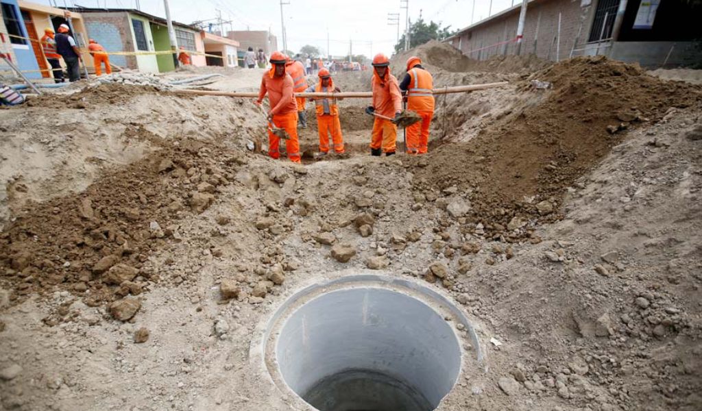 Lambayeque: Ministerio de Vivienda evaluó 50 proyectos de agua y saneamiento