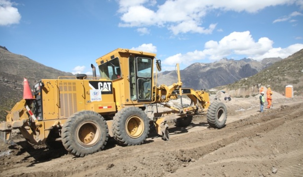 MTC culminará obra de mejoramiento de carretera que une Cusco y Arequipa