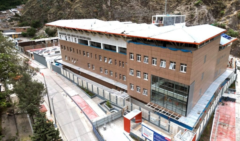Construcción de nuevo hospital de Matucana registra avance de 94.10 %
