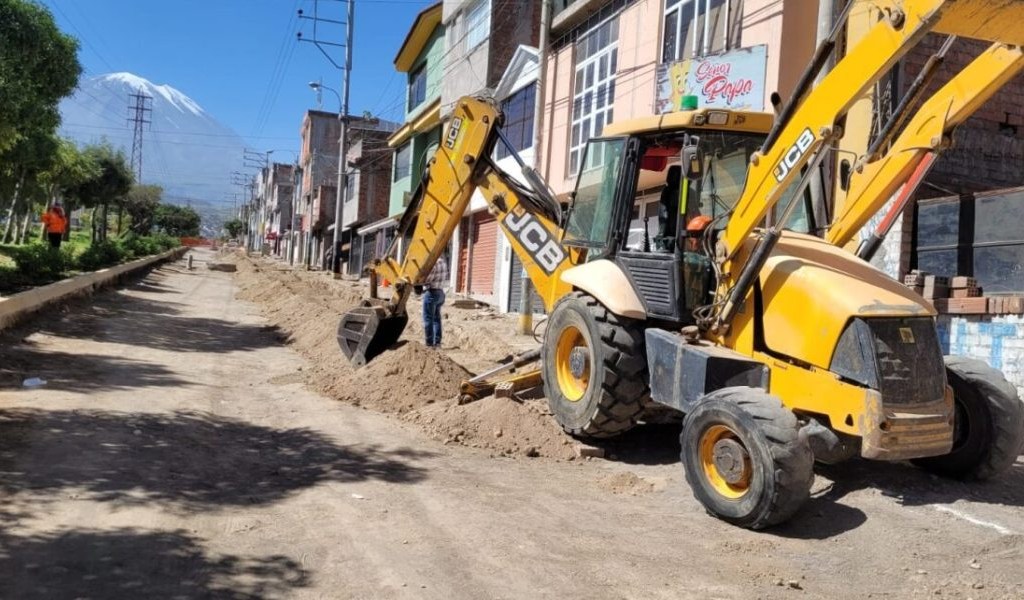 Arequipa: Más de 156 mil pobladores se benefician con 50 obras de saneamiento básico