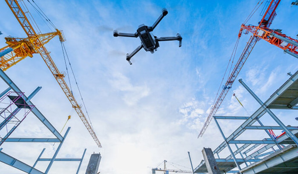 Cómo los drones revolucionan la supervisión de obras en la construcción