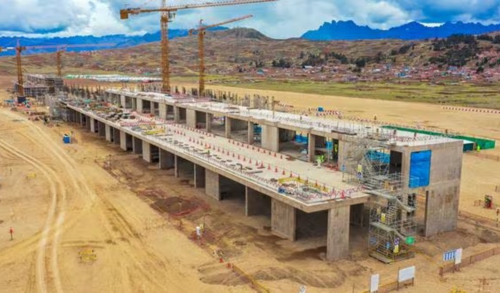 Gobierno adelantará S/ 40 millones para avanzar obras en aeropuerto de Chinchero