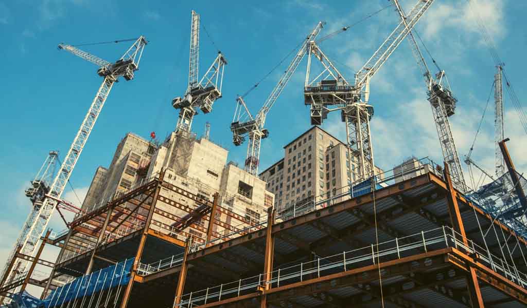 ¿Cuál es la importancia de los costos unitarios en la construcción?