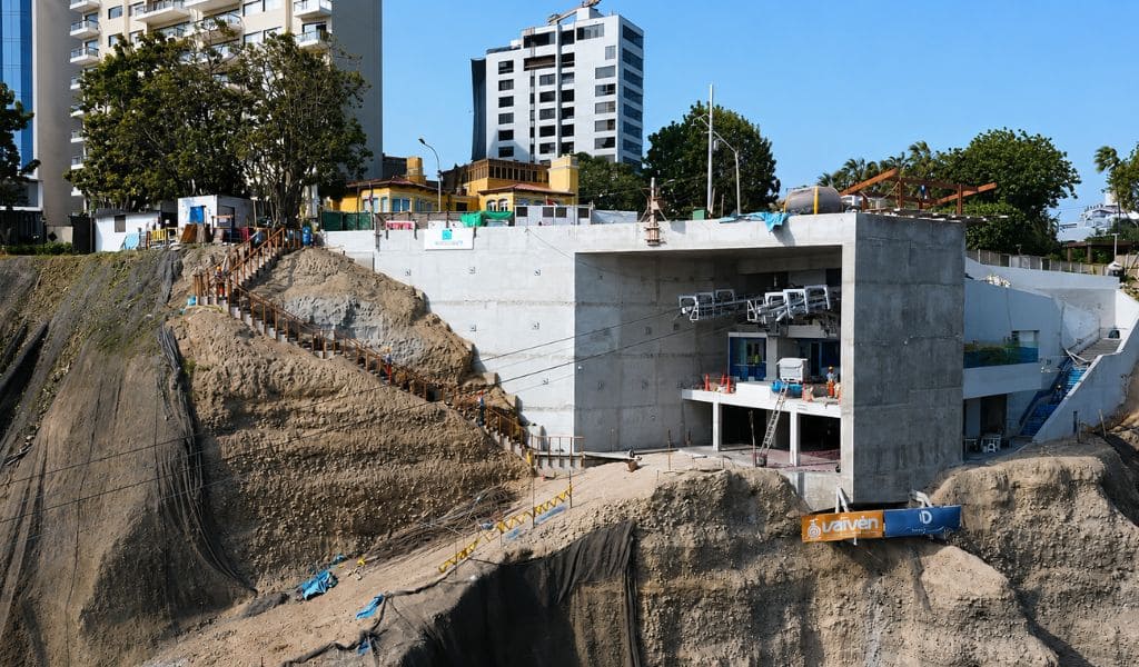 Retos de la Ingeniería Civil: así avanza la construcción del Teleférico Lima Costa Verde en los acantilados de Miraflores